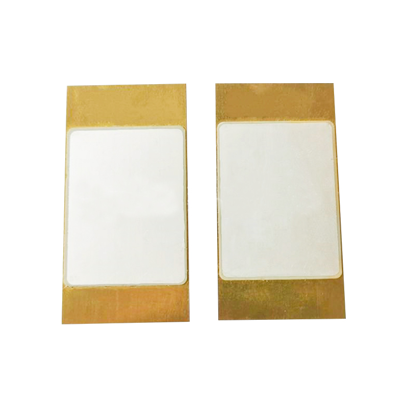 Atomiseur piézo-électrique avec capteur de production d'énergie et de chauffage