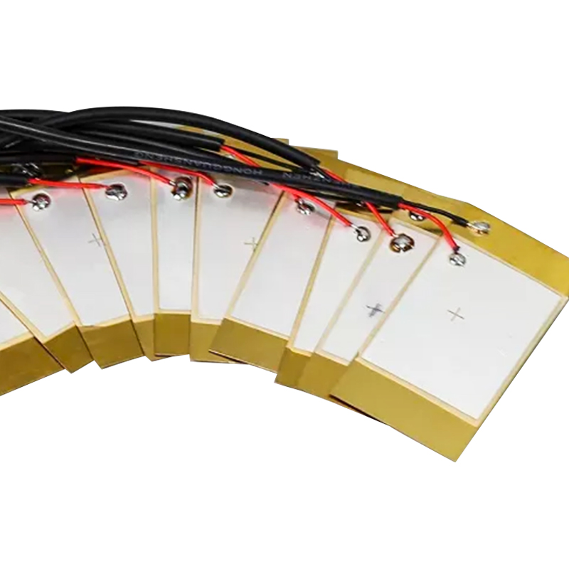 Atomiseur piézo-électrique avec capteur de production d'énergie et de chauffage